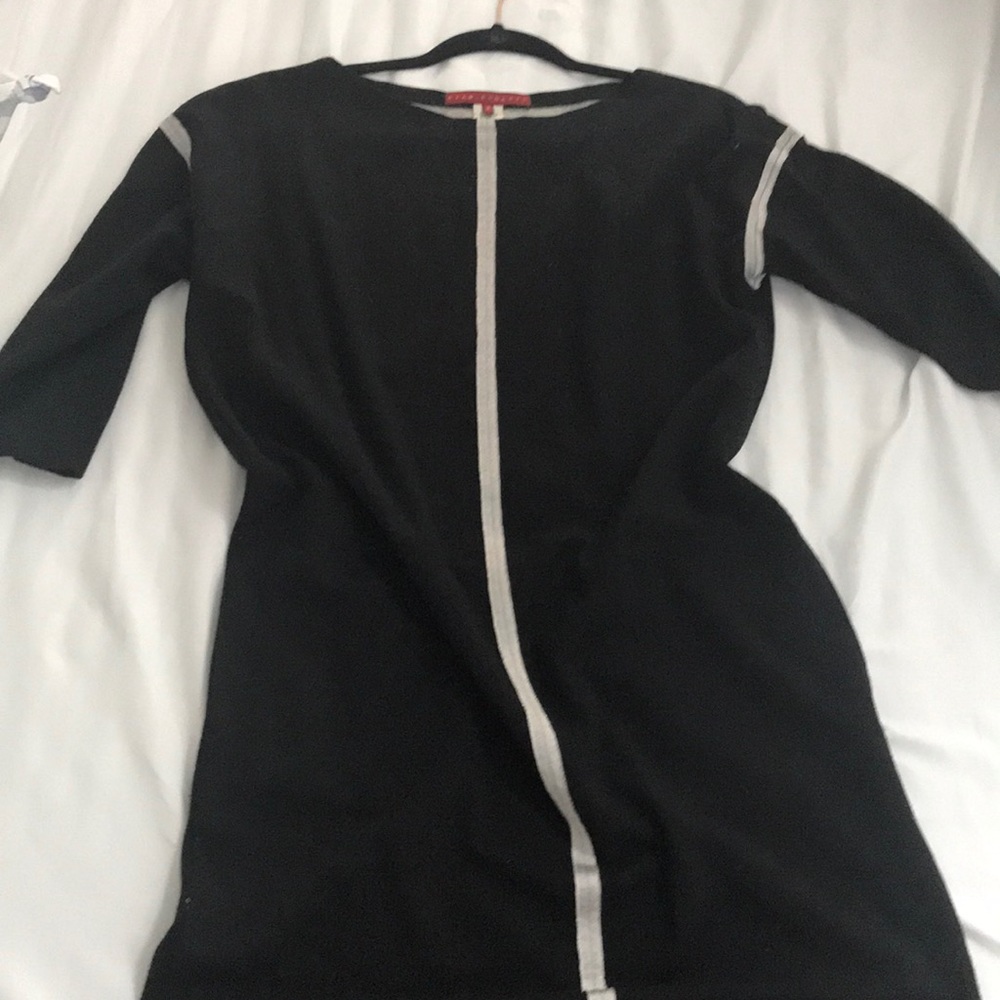 Ryan Roberts M dress
